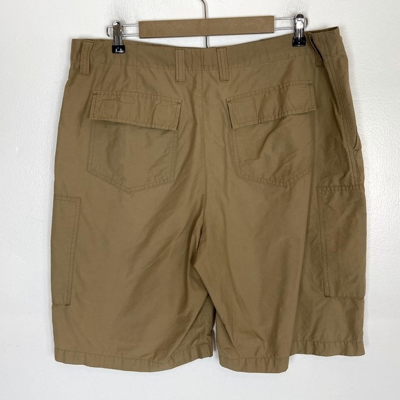 J. Crew Men's Cargo Shorts Size 38 Tan Outdoor Hiking Lightweight Quick Dry - Picture 2 of 10